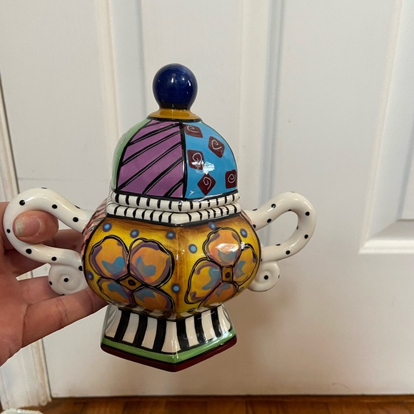 Hand painted Sugar and Creamer Set by Studio Design Works - Picture 6 of 8